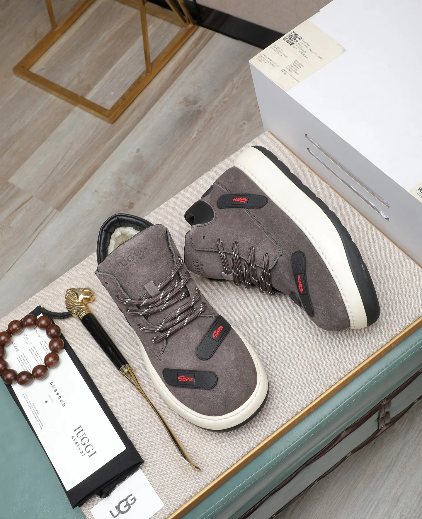 Men's shoes 💰680 IUGGI new retro presbyopia men's shoes, casual and versatile, full of high-end sense, fashionable, luxury and personalized style, joint style, retro presbyopia factor, full of handsome style, first layer suede cowhide, lining wool, rubber outsole, light and non-slip size: 39-44